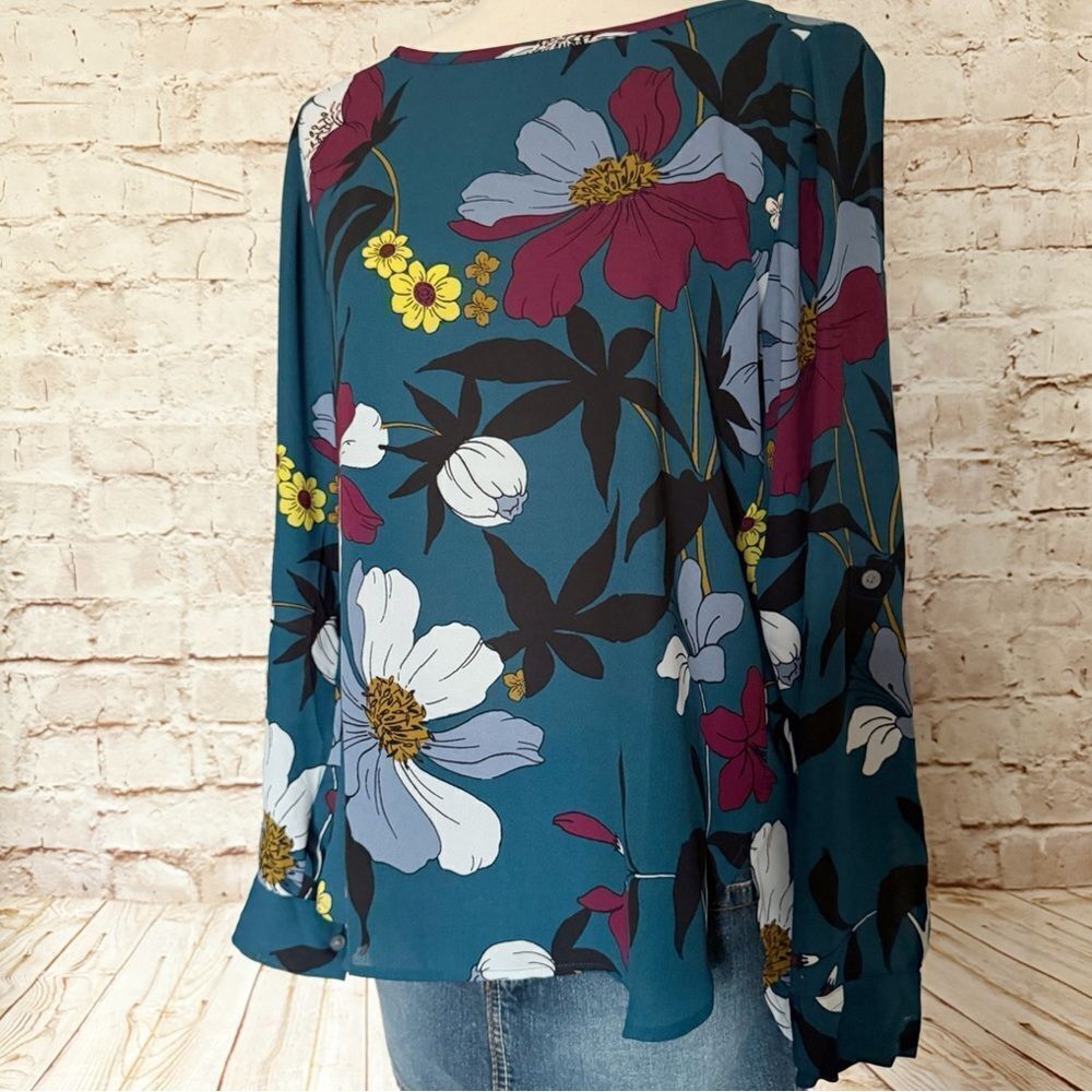 LOFT floral roll tab blouse